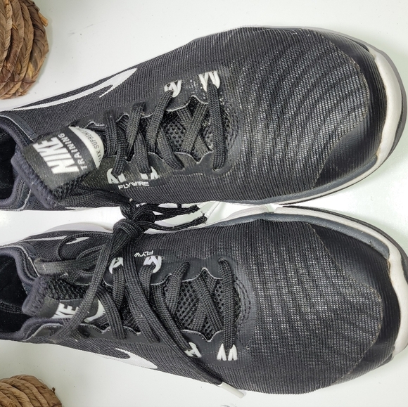 Supreme TR4 Running Shoes Womens Size 6.5 Black Trainers - Picture 3 of 7